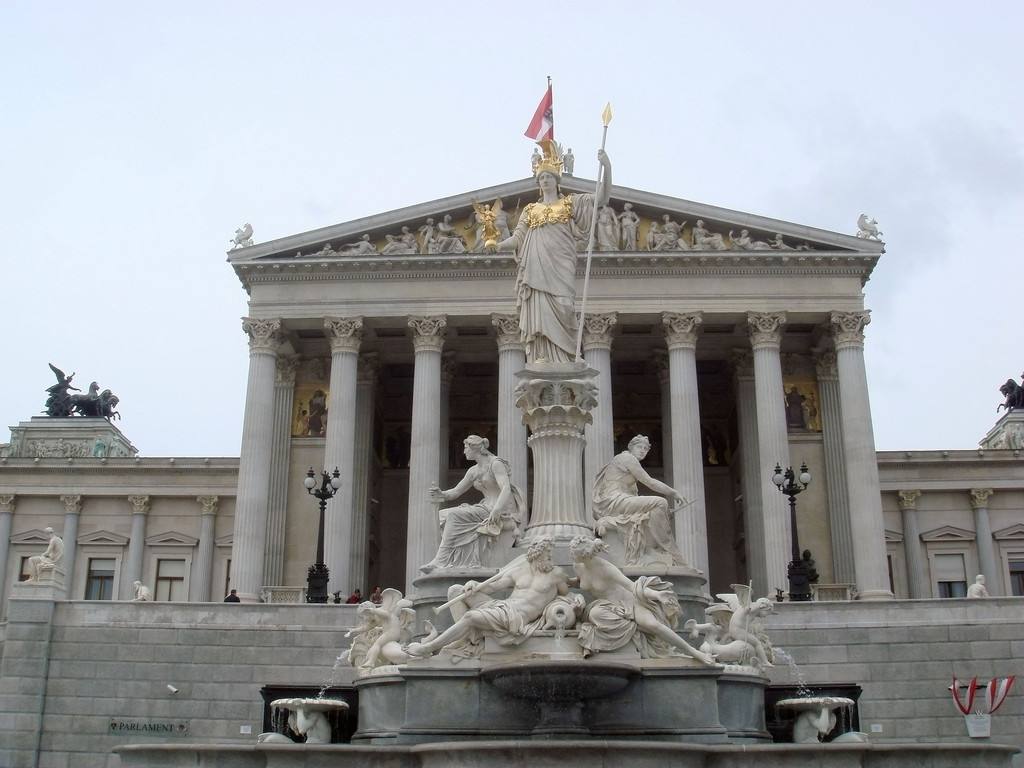 雅典娜女神像 雅典娜女神像