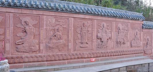 简述砂岩雕塑的成分、分类、以及处理工艺