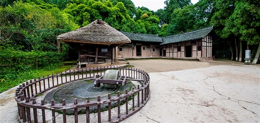 红色土壤——滋养仪陇红色文化旅游 ！