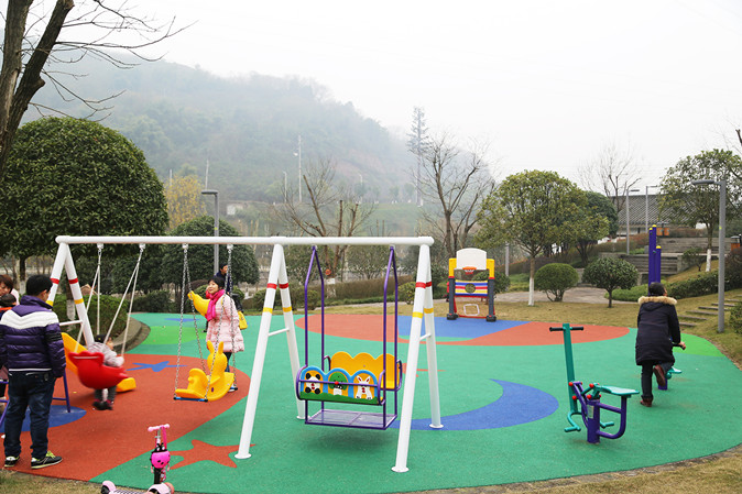 公园儿童活动区3 公园儿童活动区3