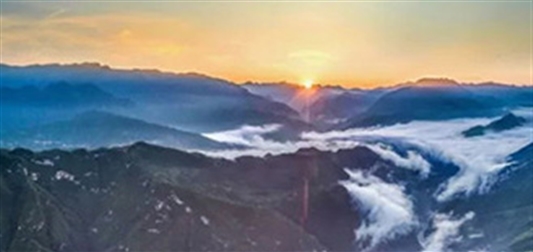 首破“万亿”大关四川旅游发展后劲十足