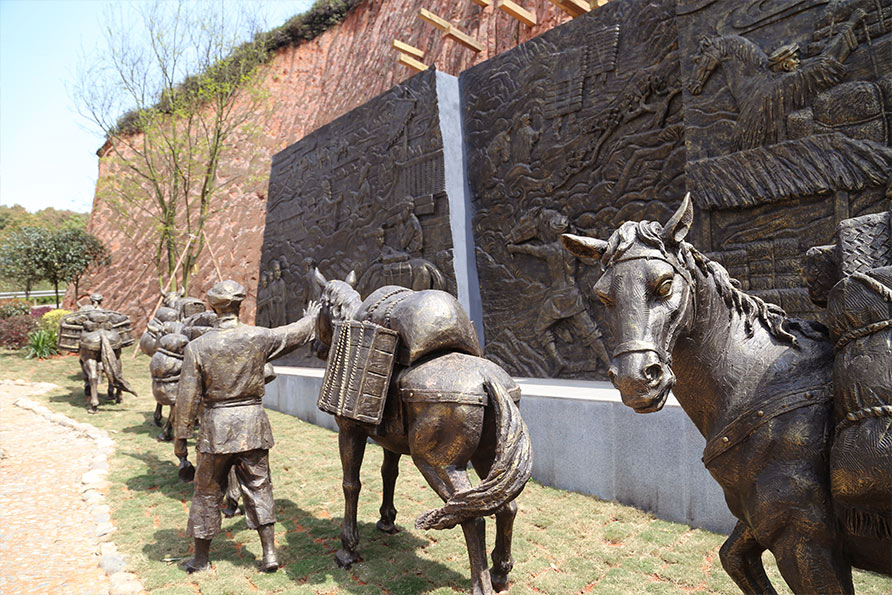 旅游景区铸铜马雕塑
