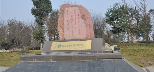 城市家具：浅谈城市景观中景观石的意义以及怎么选购？