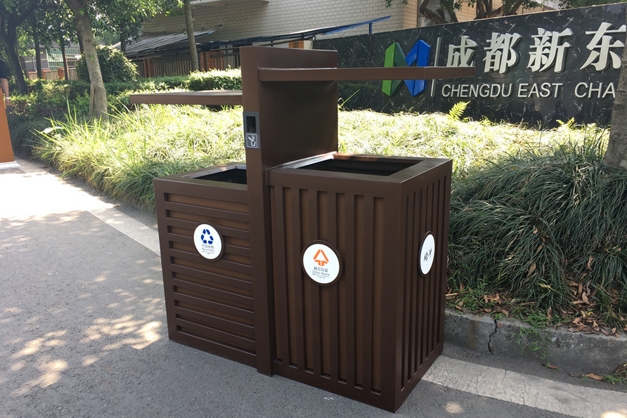 仿古经典风格钢木垃圾桶2