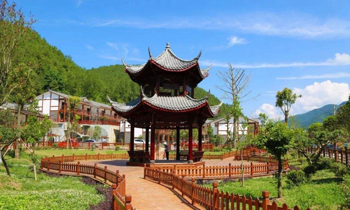 大巴山茶文化小镇观景亭