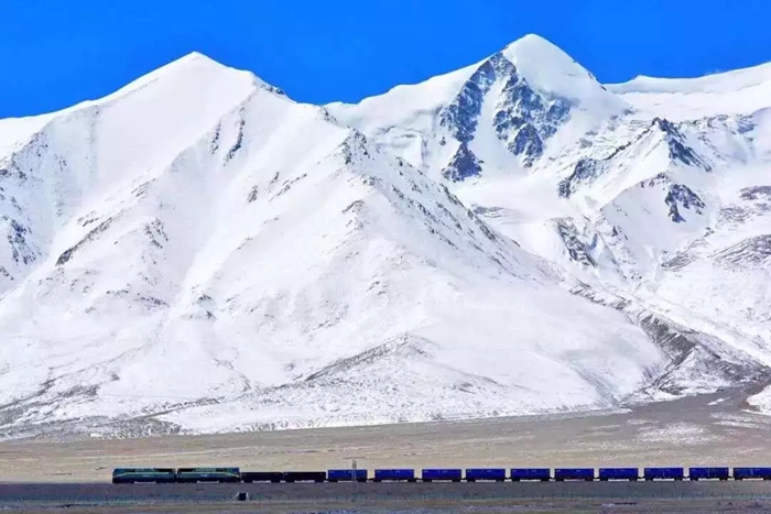 青海雪山